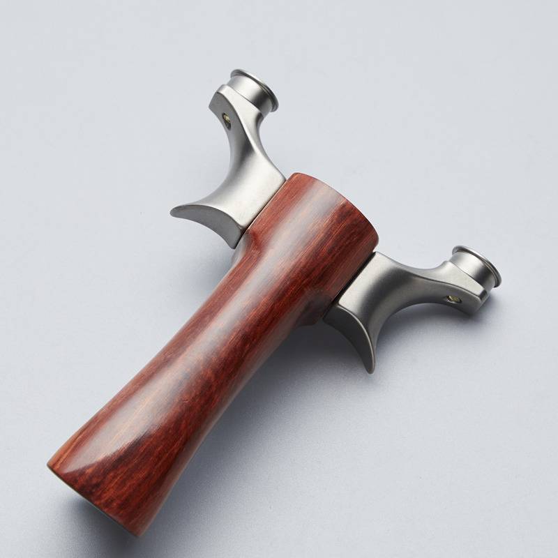 Wood handles fixed the outside of the list